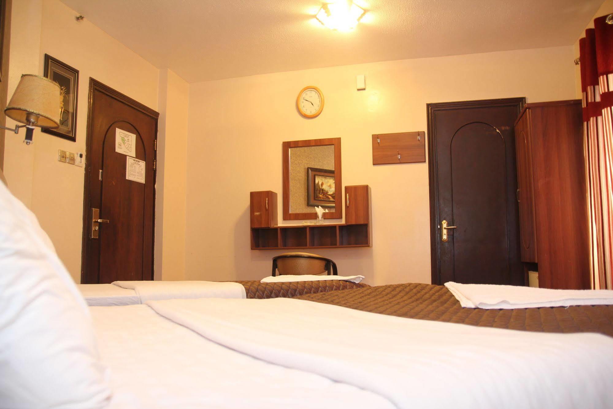 Oyo 329 Down Town Hotel Dubaj Kültér fotó